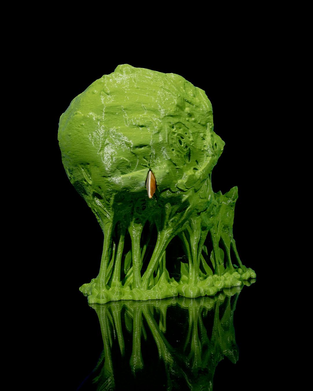 3D Print Zombie Dice tower back view