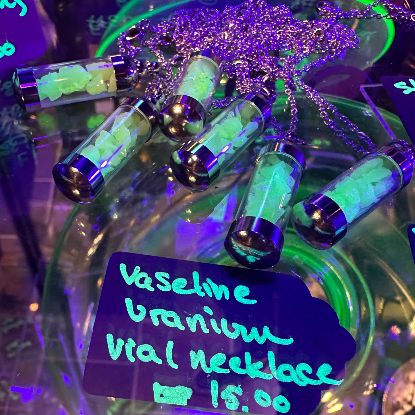 Vaseline uranium vile necklaces
