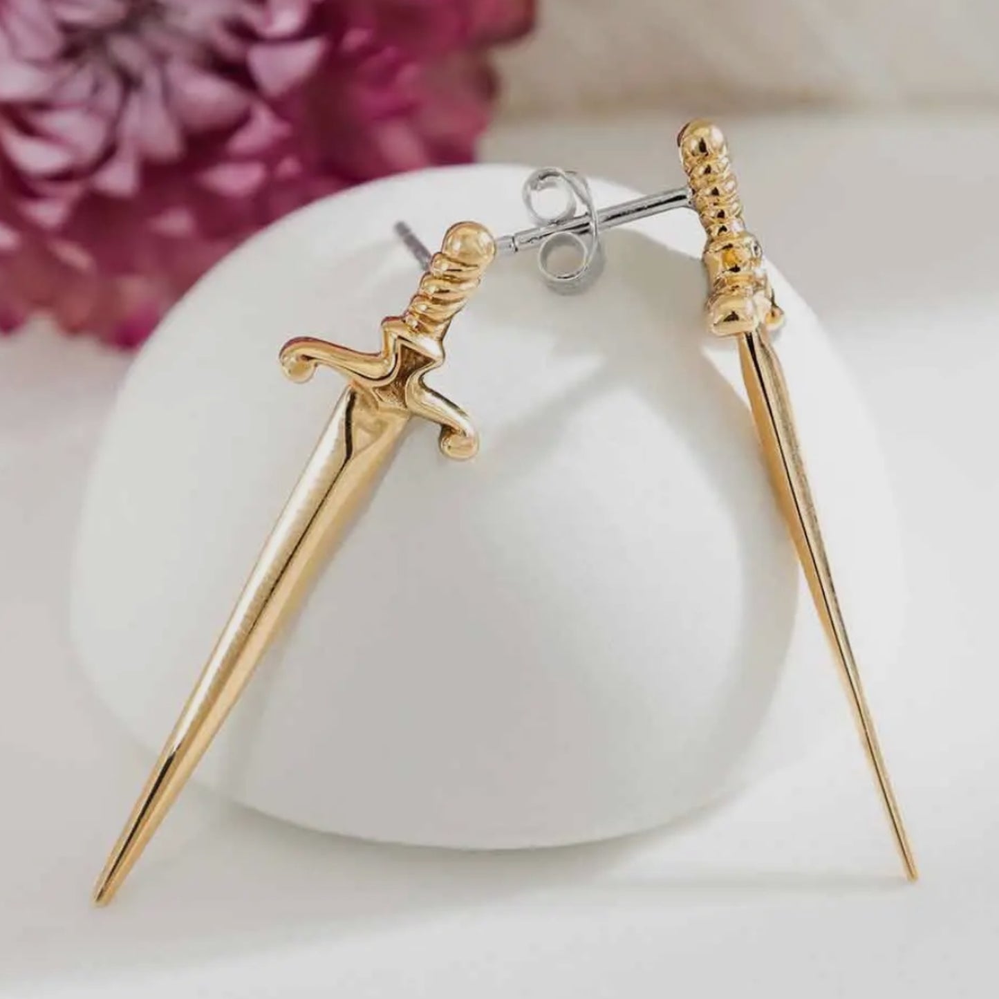 Bronze Lg Sword Stud Earrings - N.D