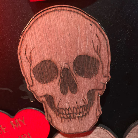 Magnet wooden skull